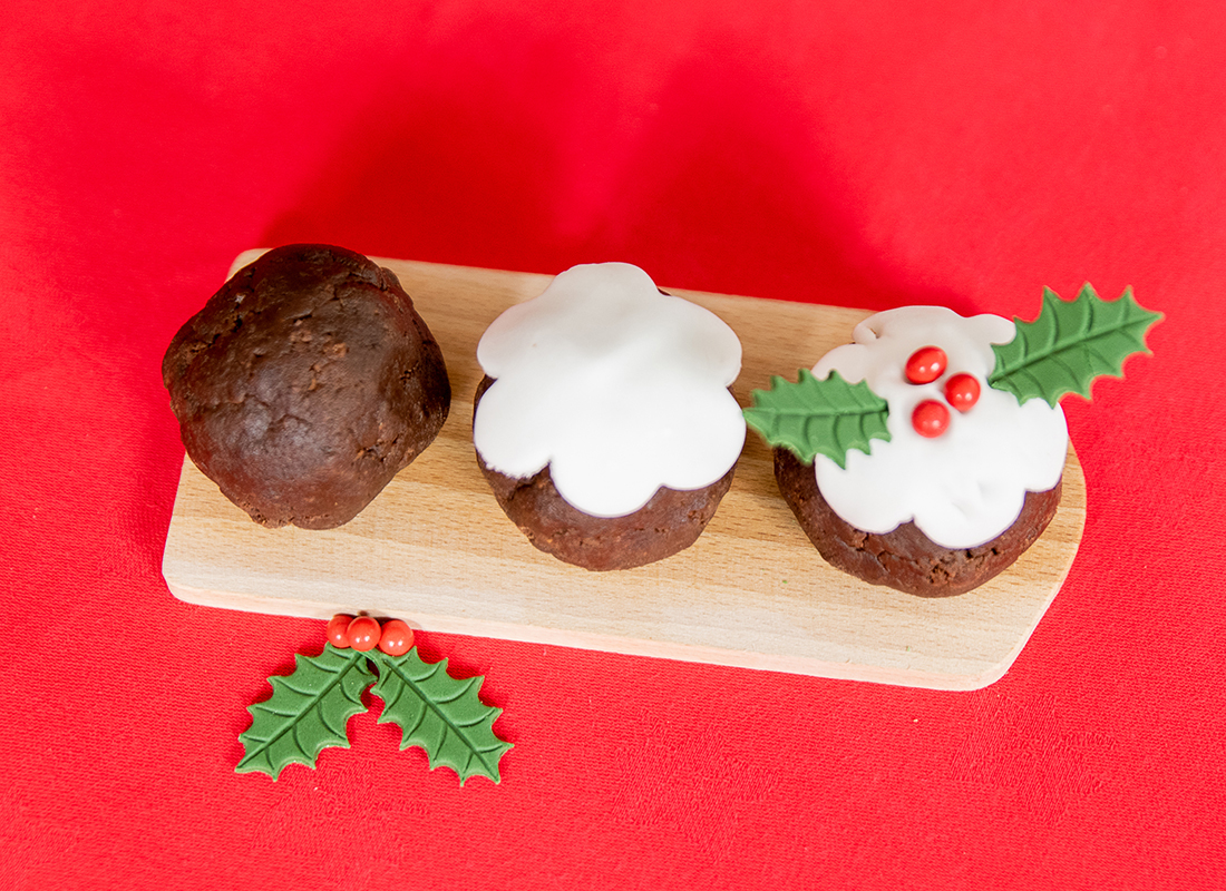 Picture of Brownie Christmas Pudding Kit